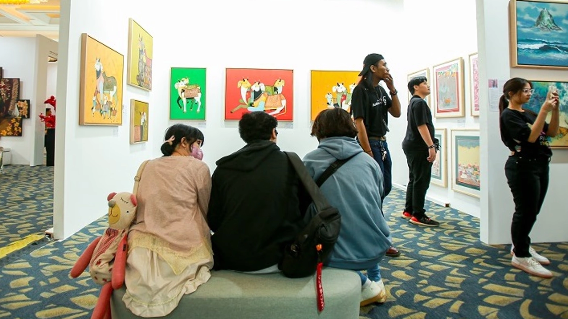 MayinArt Unveils the Soul of Singapore and Indonesia Through Art.